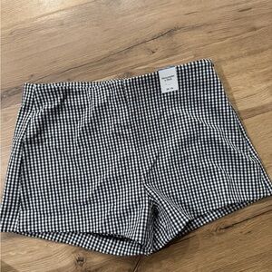Abercrombie & Fitch Gingham High Waist Shorts
